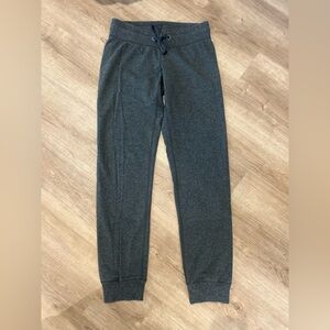 lululemon athletica women’s track pant size 6